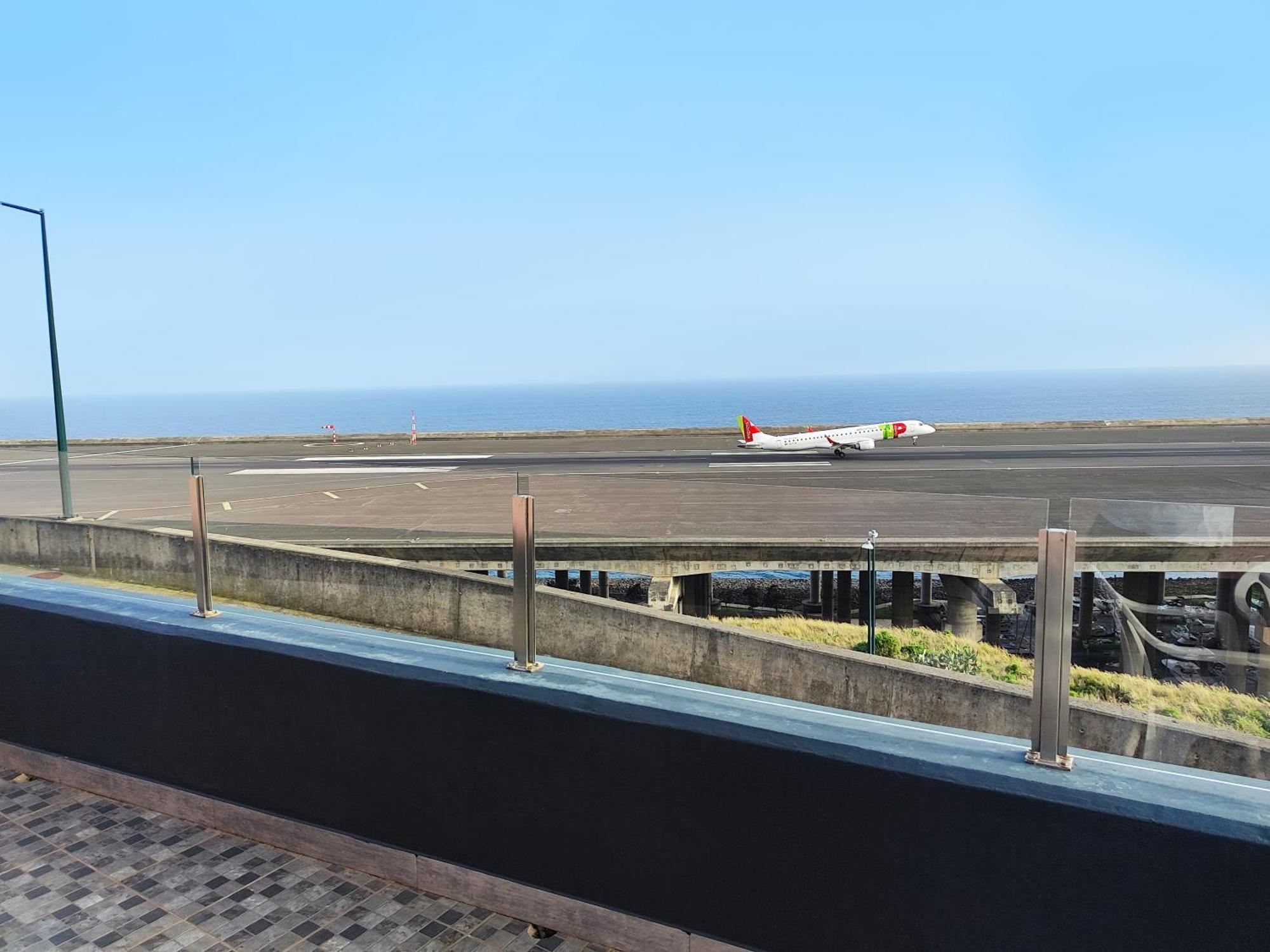 Gateone Al Airport View House Villa Machico  Exterior photo