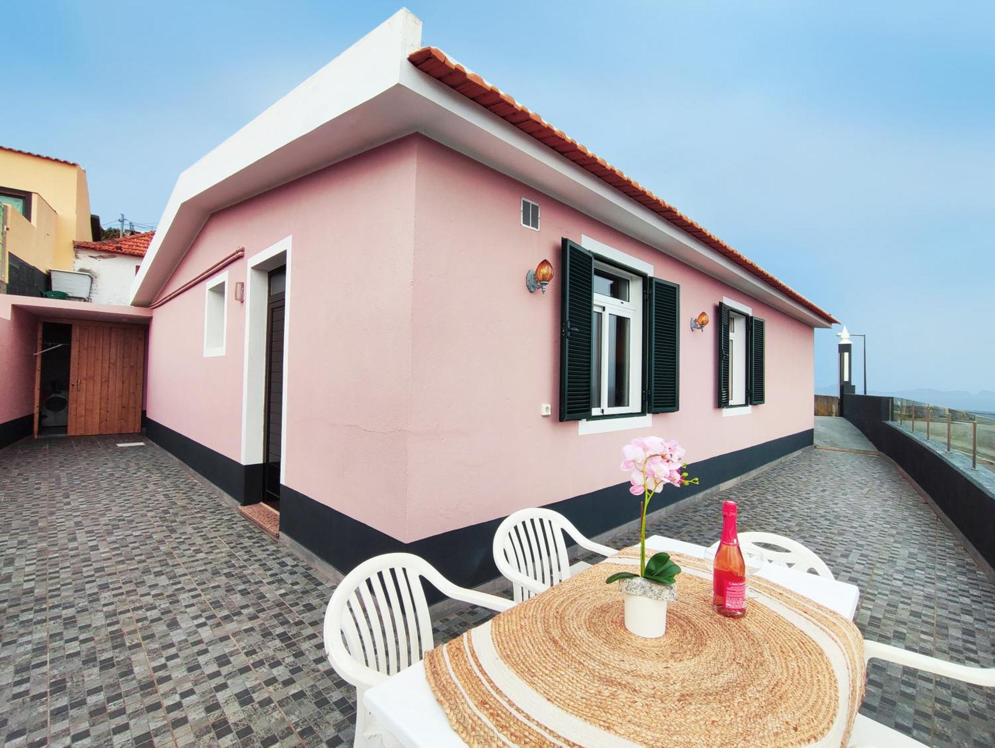Gateone Al Airport View House Villa Machico  Exterior photo